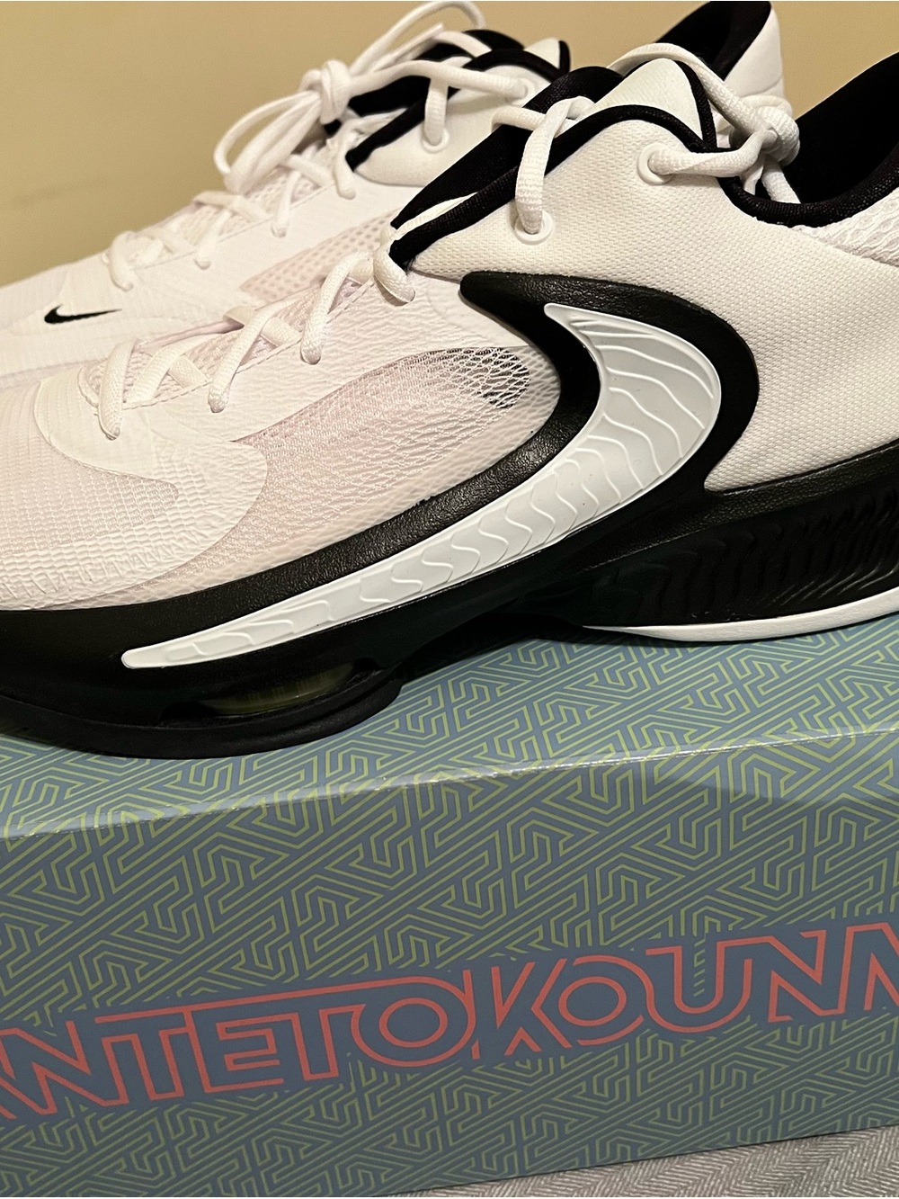 Nike Men’s White and Black Basketball Sneakers - Antetokounmpo